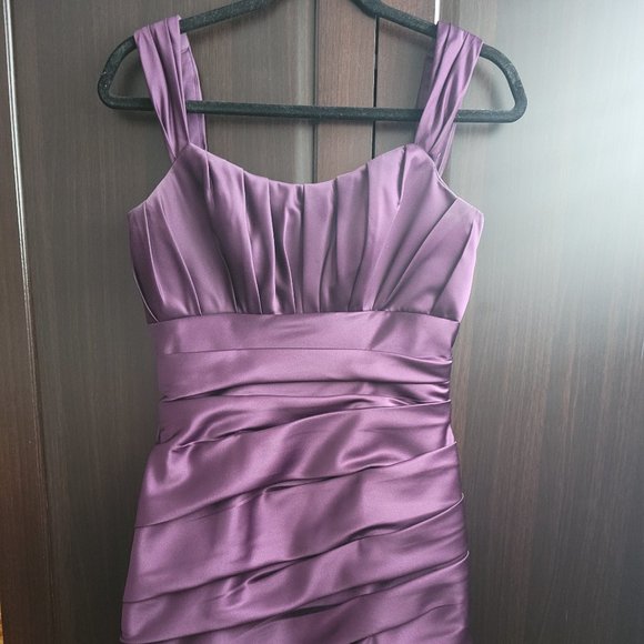Purple dress (formal style) - Picture 1 of 4